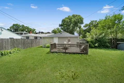 Exterior - 1446 Everett Ave, Des Plaines, IL 60018 photo 6 of 8