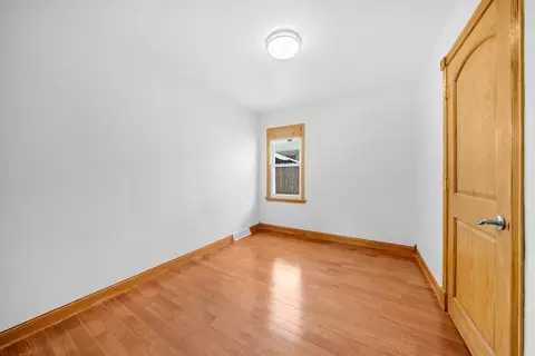 Bedroom - 1446 Everett Ave, Des Plaines, IL 60018 photo 3 of 5