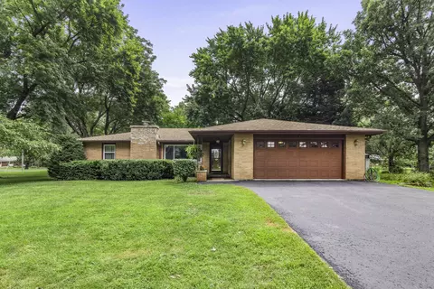 3926 Cannonball Trl, Yorkville, IL 60560