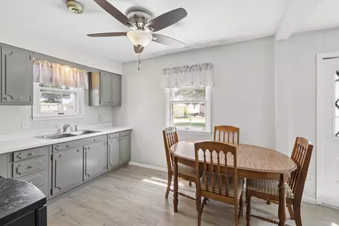 Kitchen - 714 19th Ave, Fulton, IL 61252 photo 1 of 2