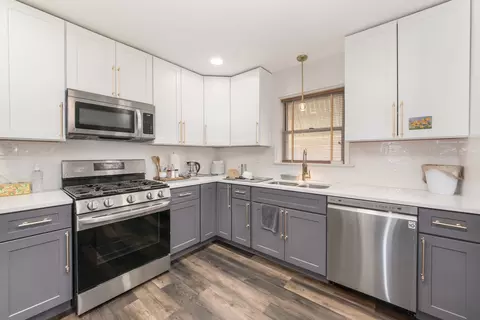 7414 W Devon Ave, Chicago, IL 60631 photo 5