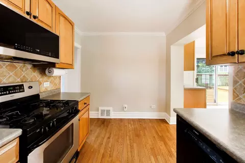 Kitchen - 708 N Summit St, Wheaton, IL 60187 photo 3 of 4