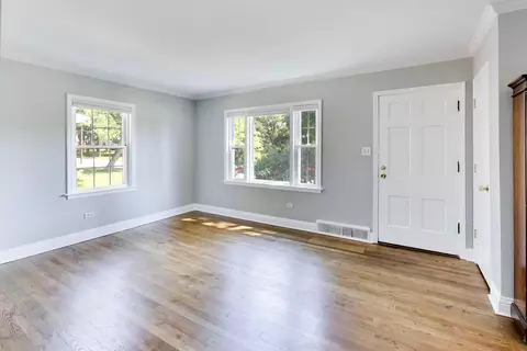 Living - 708 N Summit St, Wheaton, IL 60187 photo 2 of 7
