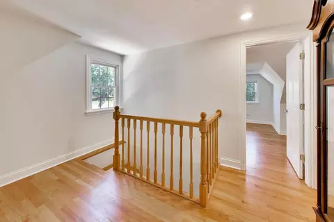 Entry Way - 708 N Summit St, Wheaton, IL 60187 photo 1 of 1