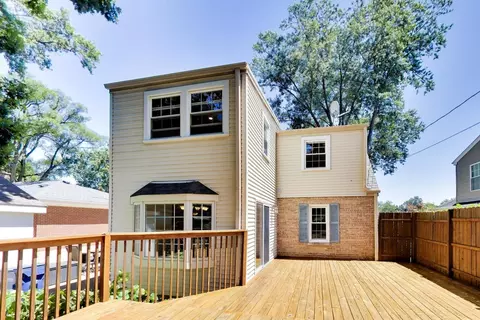 Exterior - 708 N Summit St, Wheaton, IL 60187 photo 5 of 10