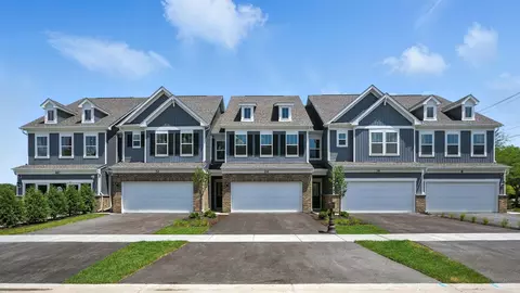 215 Weirich Way #81003, Batavia, IL 60510