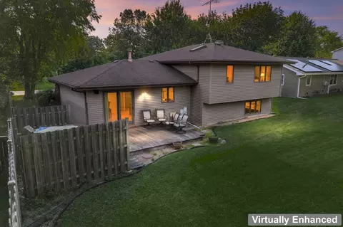 915 Carriage Dr, Algonquin, IL 60102 photo 17