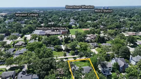 325 E Hawthorne Blvd, Wheaton, IL 60187 photo 2