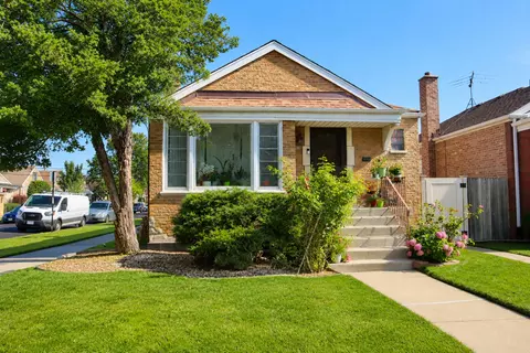 4158 W 59th St, Chicago, IL 60629
