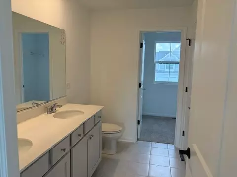 Bath - 25511 W Emory Ln, Plainfield, IL 60544 photo 1 of 3