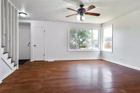 446 Oak St, Des Plaines, IL 60016 photo 4
