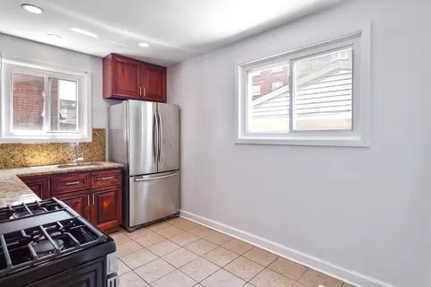 446 Oak St, Des Plaines, IL 60016 photo 7
