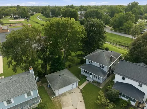 View/Area - 9 Hale Ct, Normal, IL 61761 photo 1 of 3