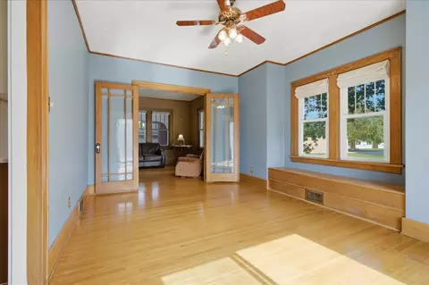 Living - 9 Hale Ct, Normal, IL 61761 photo 5 of 6