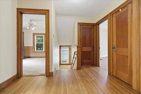 Entry Way - 9 Hale Ct, Normal, IL 61761 photo 4 of 6