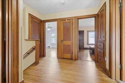 Entry Way - 9 Hale Ct, Normal, IL 61761 photo 3 of 6