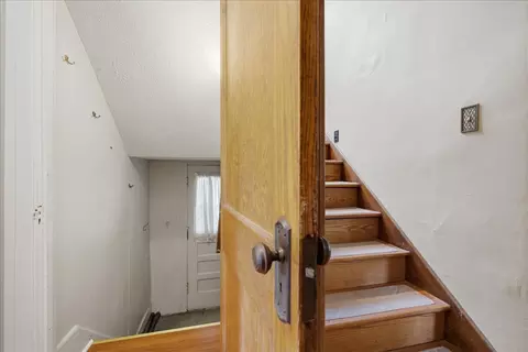 Entry Way - 9 Hale Ct, Normal, IL 61761 photo 5 of 6