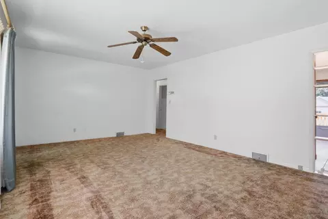 3002 15th St, Moline, IL 61265 photo 6