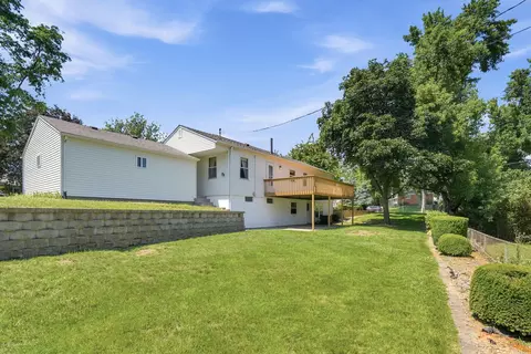 3002 15th St, Moline, IL 61265 photo 4