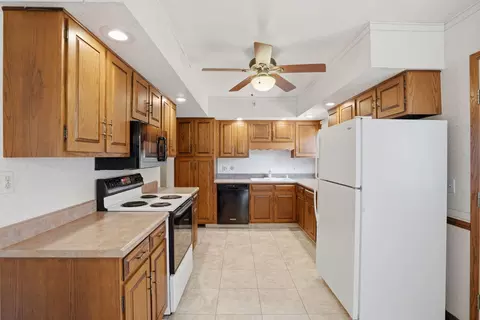 3002 15th St, Moline, IL 61265 photo 7