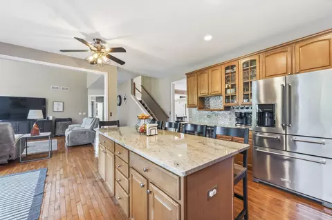 Kitchen - 531 Brookside Ave, Algonquin, IL 60102 photo 8 of 8