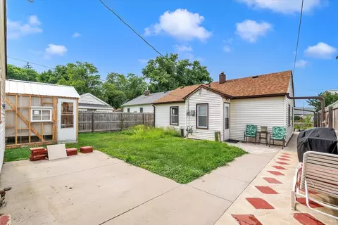 Exterior - 3708 5th Ave, Moline, IL 61265 photo 5 of 7