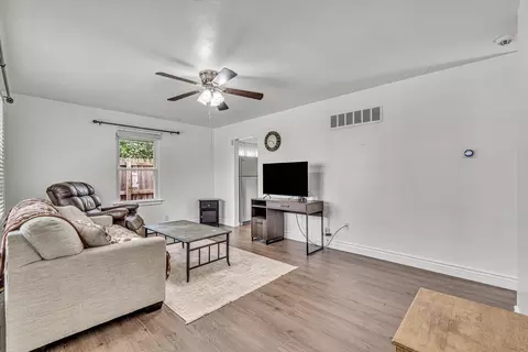 Entry Way - 3708 5th Ave, Moline, IL 61265 photo 1 of 1