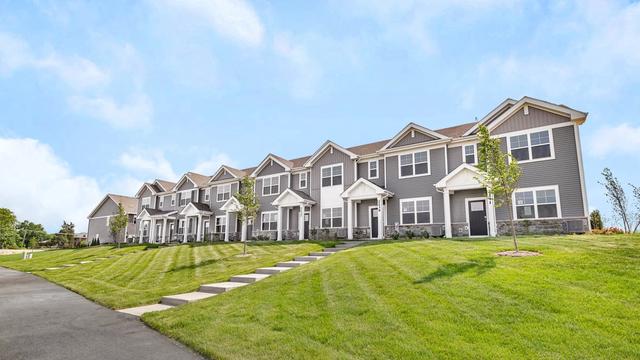2269 Barbera Dr, Oswego, IL 60543