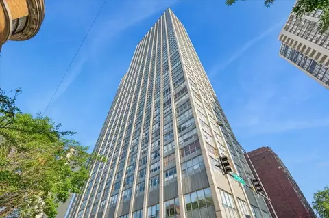 655 W Irving Park Rd #402, Chicago, IL 60613