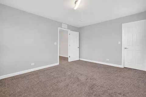 Bedroom - 12807 Timber Wood Cir, Plainfield, IL 60585 photo 3 of 8