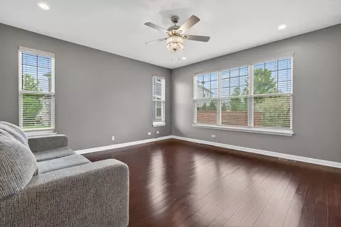Living - 12807 Timber Wood Cir, Plainfield, IL 60585 photo 3 of 13