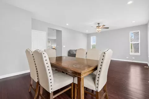Dining - 12807 Timber Wood Cir, Plainfield, IL 60585 photo 4 of 4