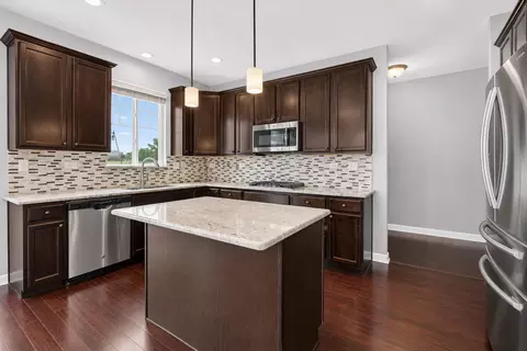 Kitchen - 12807 Timber Wood Cir, Plainfield, IL 60585 photo 1 of 7