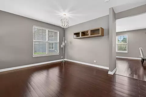 Living - 12807 Timber Wood Cir, Plainfield, IL 60585 photo 2 of 13
