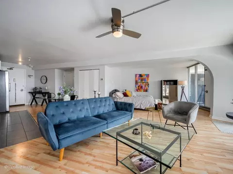 Living - 300 N State St #4610, Chicago, IL 60654 photo 3 of 4