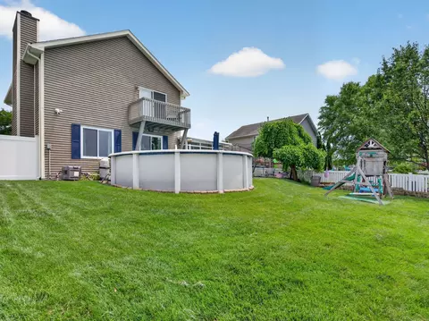 Exterior - 1401 Martin Ct, Plainfield, IL 60586 photo 10 of 13