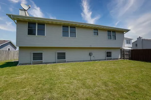 2115 Three Forks Dr, Plainfield, IL 60586 photo 25
