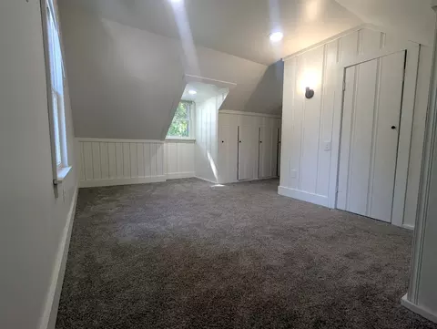 Bedroom - 1460 S 6th Ave, Kankakee, IL 60901 photo 6 of 8