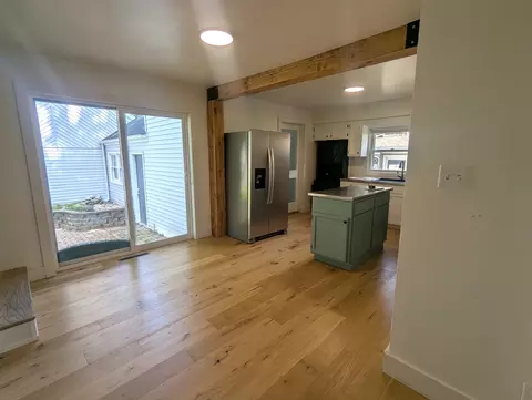 Kitchen - 1460 S 6th Ave, Kankakee, IL 60901 photo 1 of 5