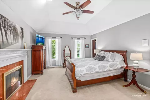 Bedroom - 1160 Midwest Ln, Wheaton, IL 60189 photo 2 of 5