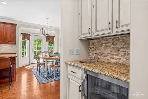 Kitchen - 1160 Midwest Ln, Wheaton, IL 60189 photo 3 of 3