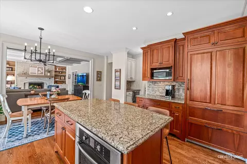 Kitchen - 1160 Midwest Ln, Wheaton, IL 60189 photo 2 of 3