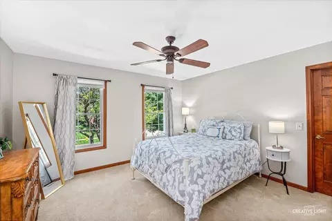 Bedroom - 1160 Midwest Ln, Wheaton, IL 60189 photo 3 of 5
