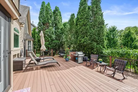 Exterior - 1160 Midwest Ln, Wheaton, IL 60189 photo 5 of 7