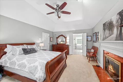 Bedroom - 1160 Midwest Ln, Wheaton, IL 60189 photo 1 of 5