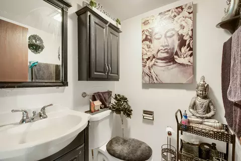 Bath - 4038 W Washington Blvd, Chicago, IL 60624 photo 1 of 1