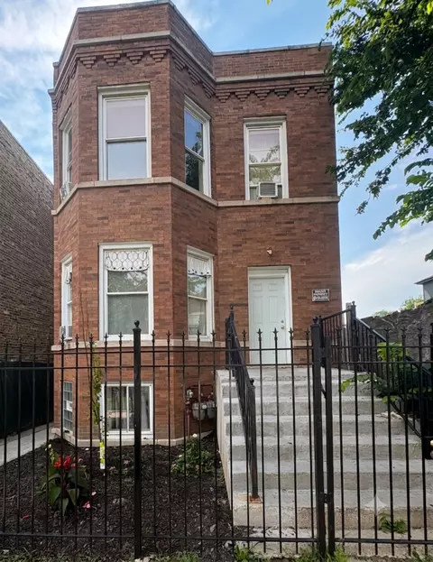 1040 N Lawndale Ave, Chicago, IL 60651