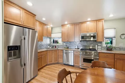 Kitchen - 403 Hazelwood Ln, Glenview, IL 60025 photo 1 of 3