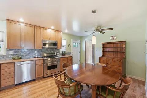 Kitchen - 403 Hazelwood Ln, Glenview, IL 60025 photo 2 of 3