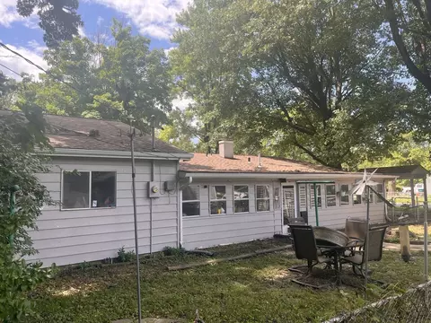 Exterior - 14 Drexel Dr, Sauget, IL 62206 photo 8 of 11
